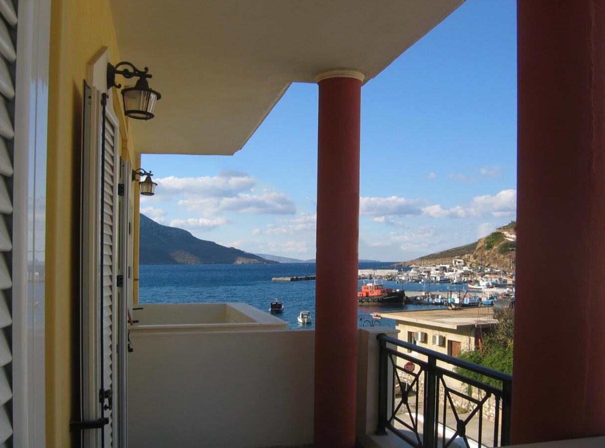 Costareli Aparthotel Fourni Ikarias Exterior photo