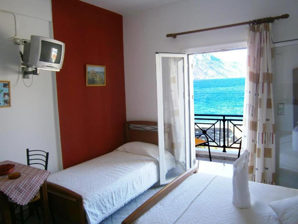 Costareli Aparthotel Fourni Ikarias Exterior photo