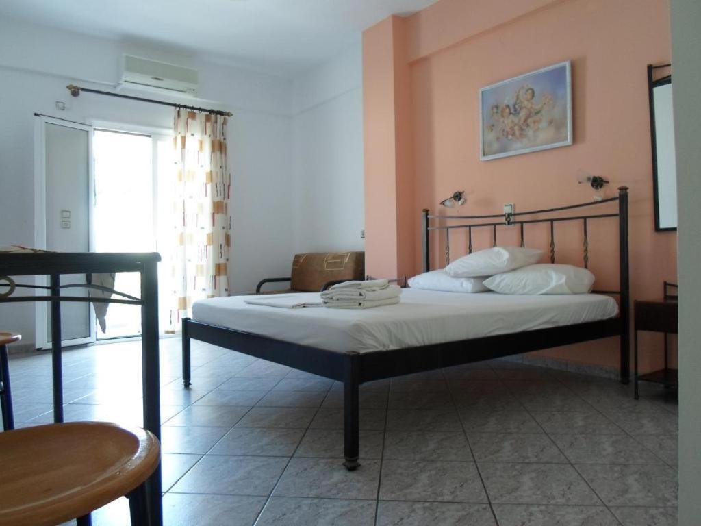 Costareli Aparthotel Fourni Ikarias Exterior photo