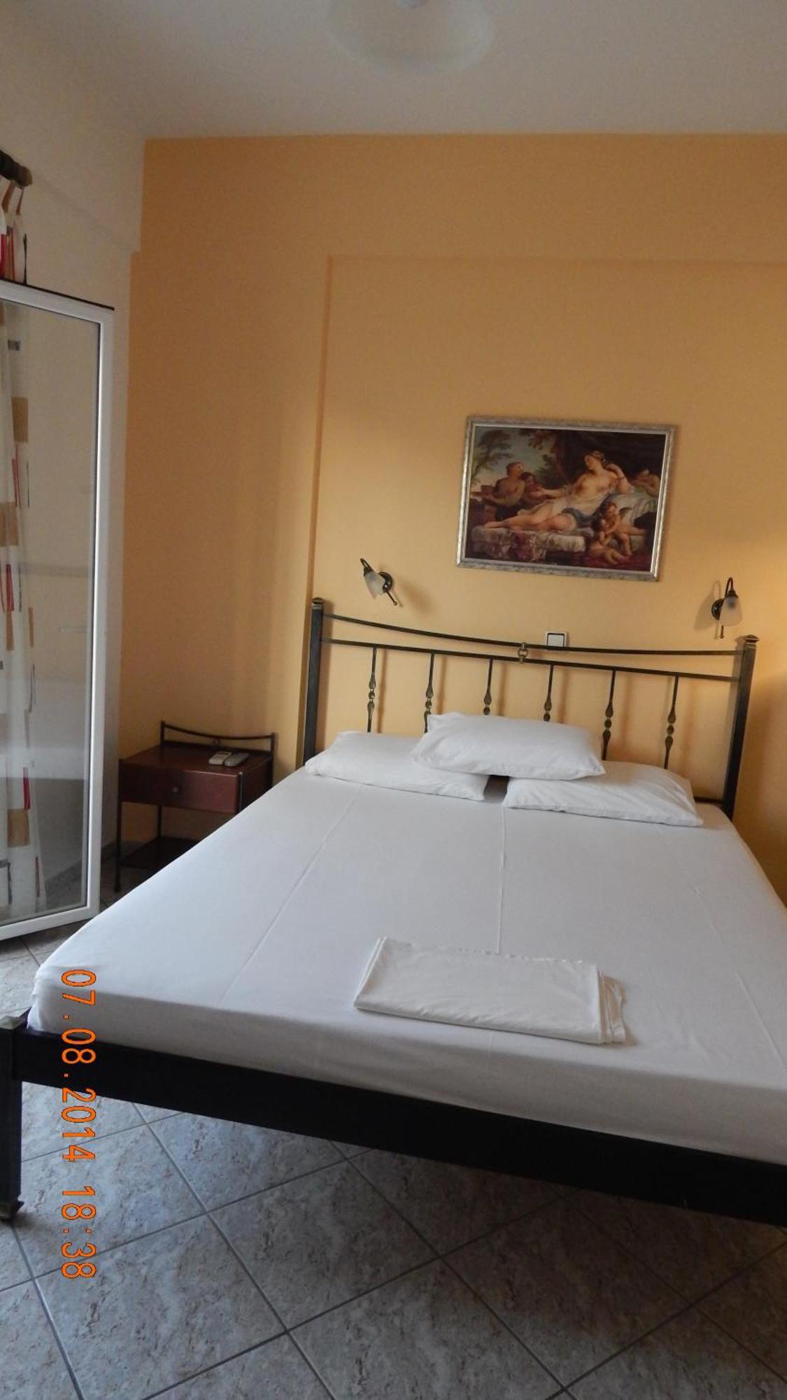 Costareli Aparthotel Fourni Ikarias Room photo