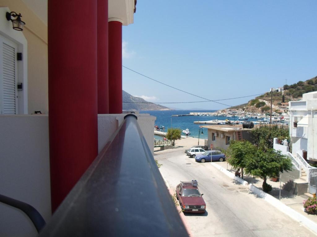 Costareli Aparthotel Fourni Ikarias Exterior photo