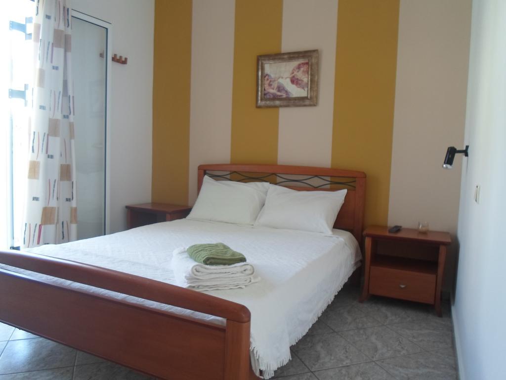 Costareli Aparthotel Fourni Ikarias Exterior photo