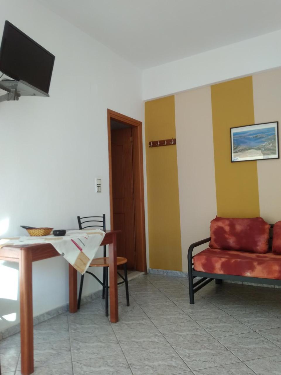 Costareli Aparthotel Fourni Ikarias Exterior photo